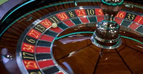 မြန်မာ Esports ကြည့်ရှုသူများ Live Tournament ကြည့်ကာ Betting လုပ်နေသည်